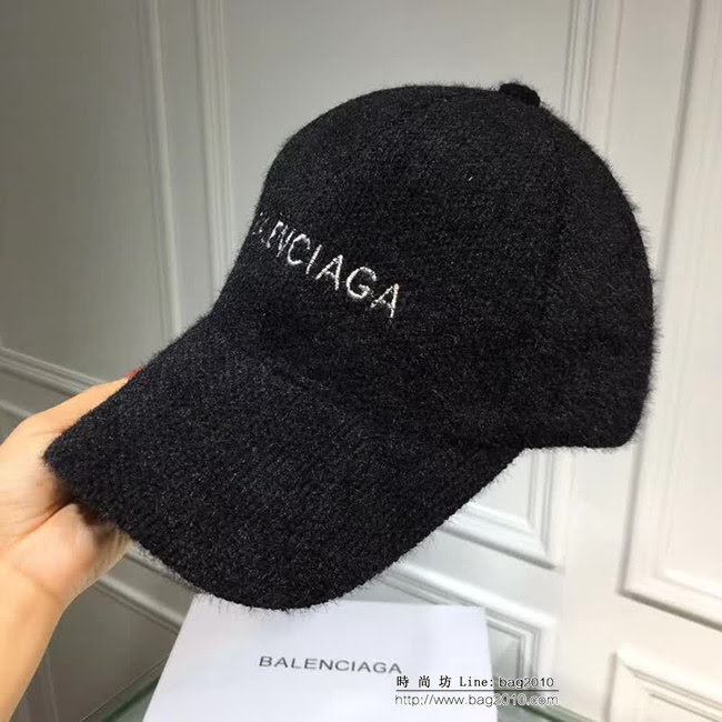 BALENCIAGA巴黎世家 秋冬款水貂絨鴨舌帽 男女同款 LLWJ8054